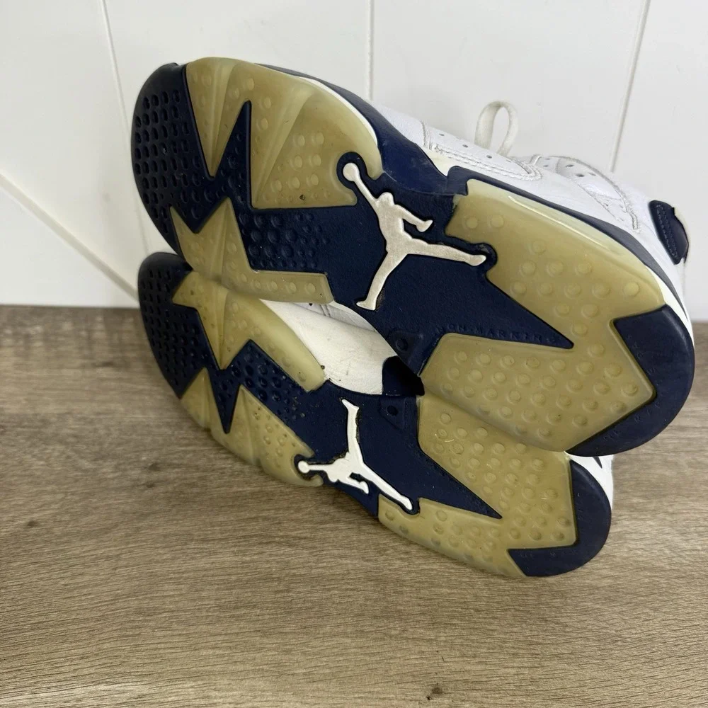 Nike Air Jordan 6 Retro Midnight Navy 384665-141‎ Size 6Y